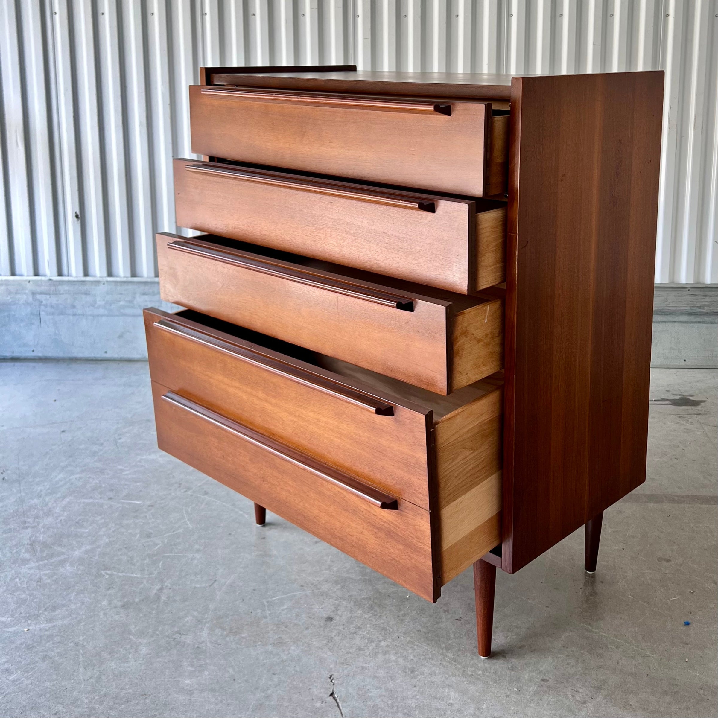 Vintage Mid Century Modern 2-Piece Bedroom Set by United