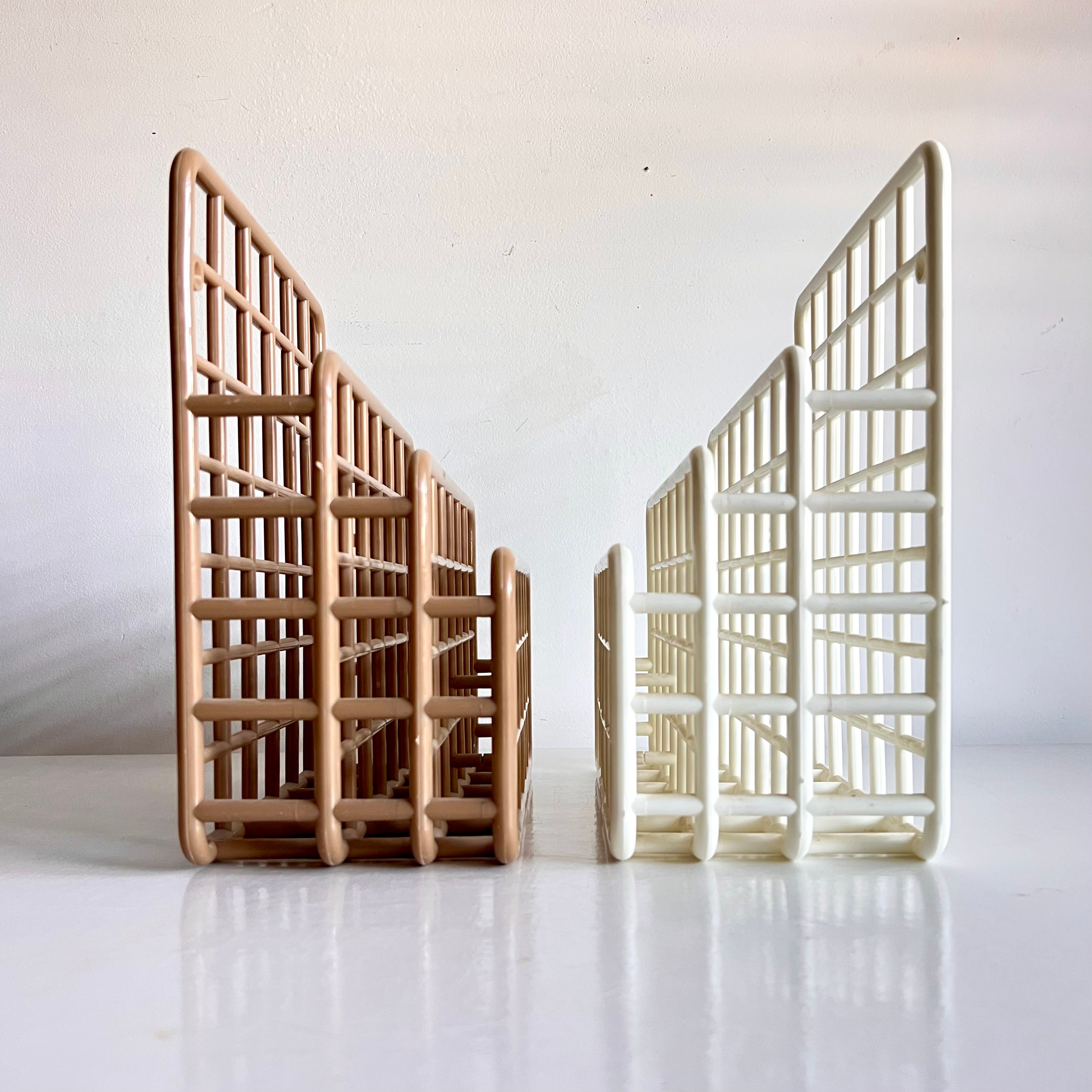 Latte Vintage 1980's YAFFA Plastic Desk/Wall Organizer | The
