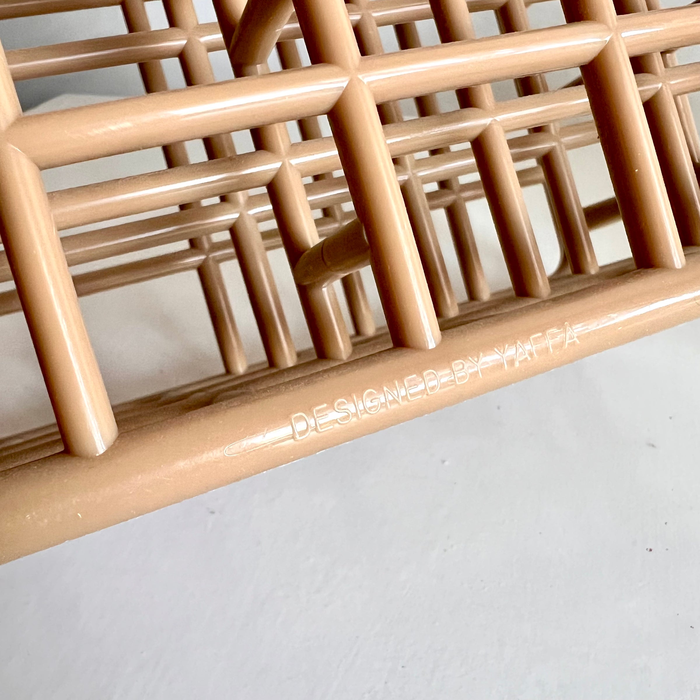Latte Vintage 1980's YAFFA Plastic Desk/Wall Organizer | The