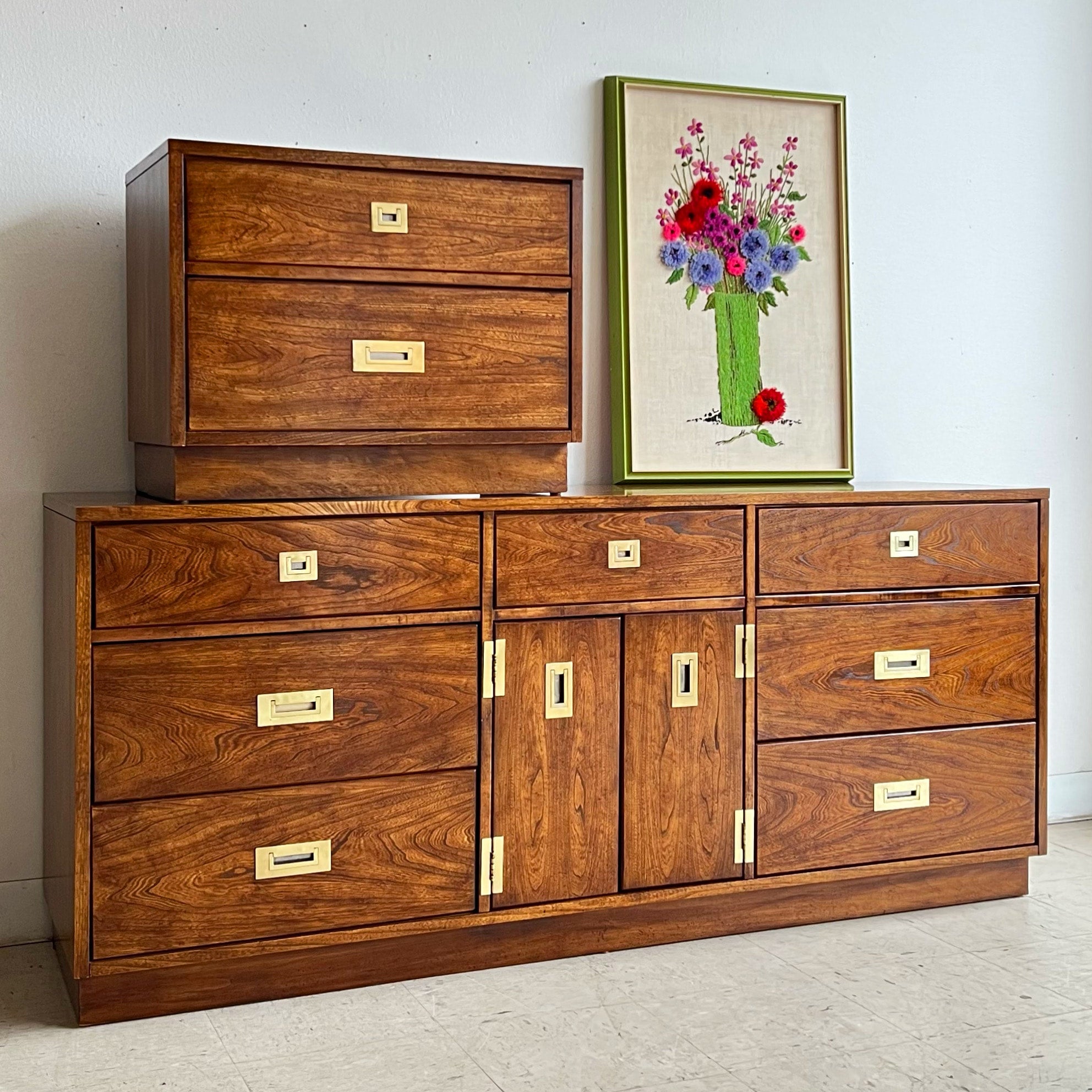 Campaign style best sale dresser